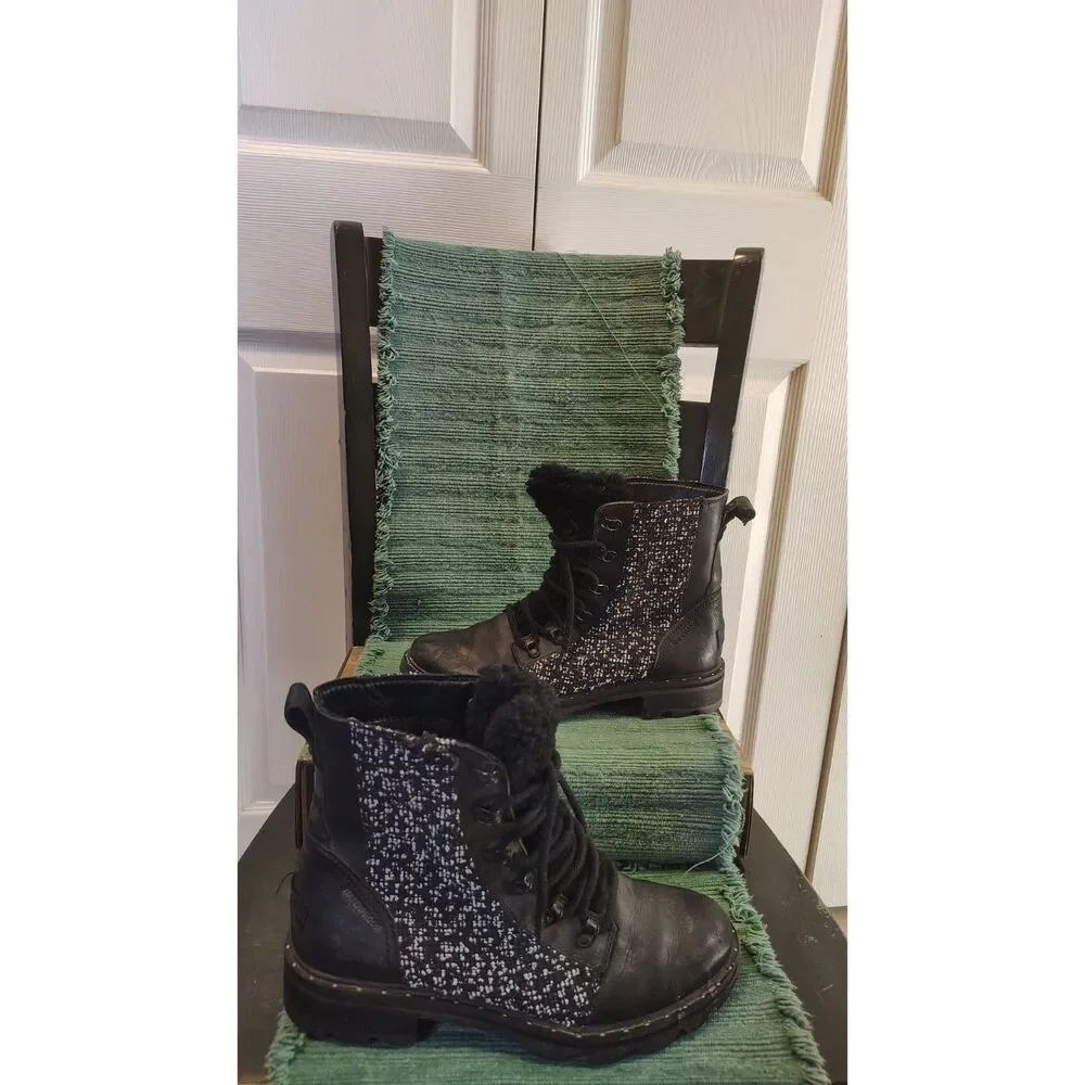 SOREL Women's Lennox Lace Cozy Waterproof Winter Boots – Size 9
